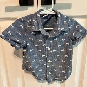 Old Navy rabbit print button-down short sleeve shirt in 12-18 months